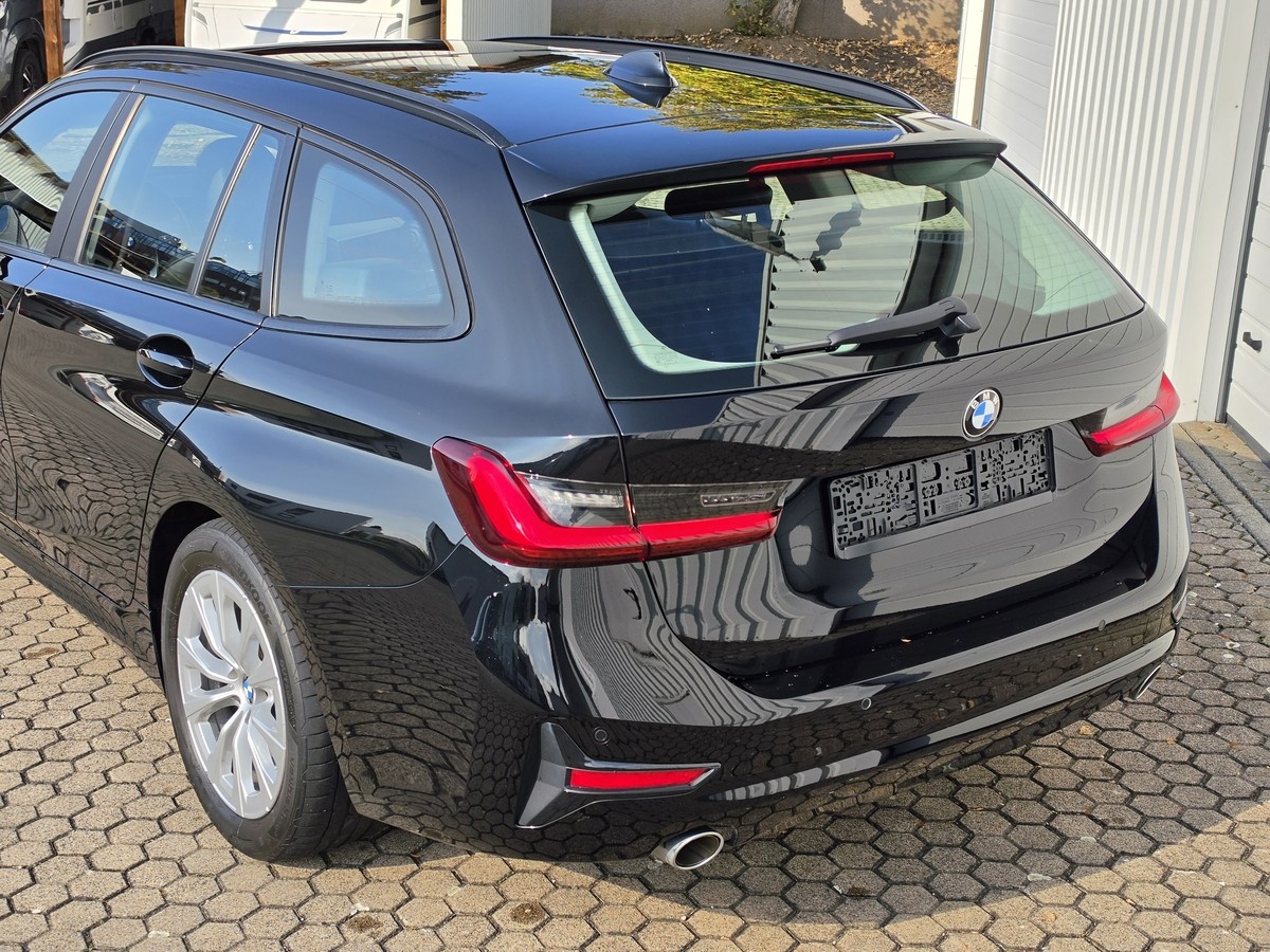 BMW 318d*Sportsitze*Live Cockpit Prof.*DAB*LED
