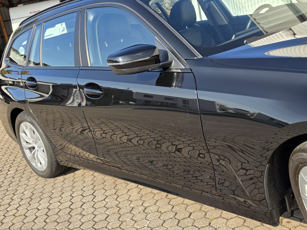BMW 318d*Sportsitze*Pano*Live Cockpit Prof.*DAB*LED