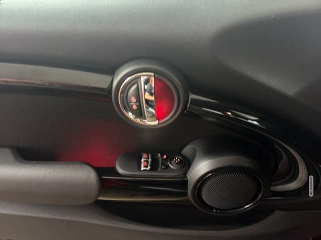 MINI Cooper SE Mini Trim M LED NAVI KAMERA SITZHEIZUNG
