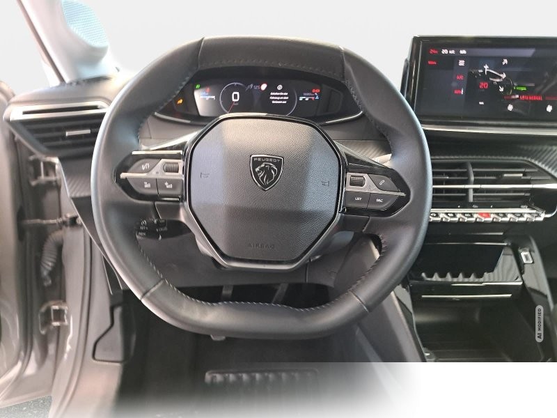 Peugeot 208 1.2 PureTech 100 Allure LED DAB LM