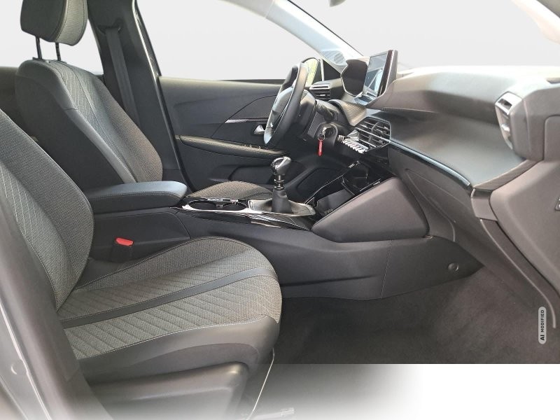 Peugeot 208 1.2 PureTech 100 Allure LED DAB LM
