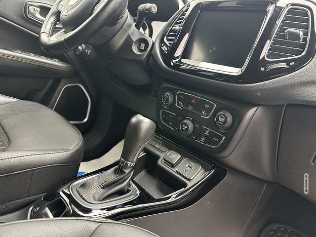 Jeep Compass Limited FWD 