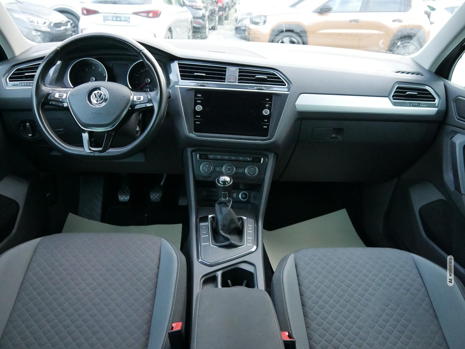 Volkswagen Tiguan 1.5 TSI ACT COMFORTLINE* ACC *AHK* WINTERPAKET * LED * NAVI * PDC * SHZG 