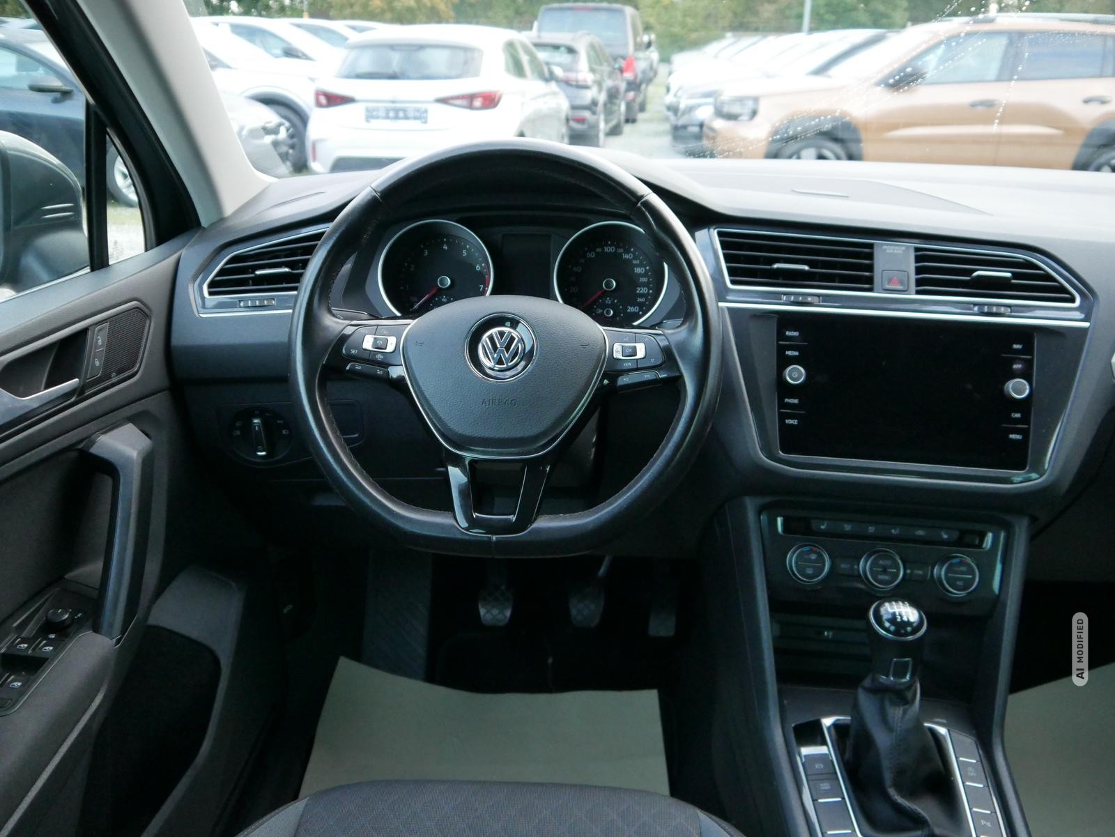 Volkswagen Tiguan 1.5 TSI ACT COMFORTLINE* ACC *AHK* WINTERPAKET * LED * NAVI * PDC * SHZG 