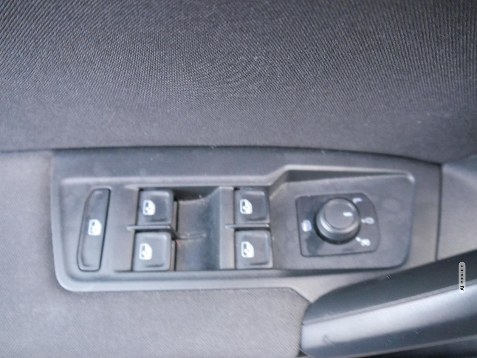 Volkswagen Tiguan 1.5 TSI ACT COMFORTLINE* ACC *AHK* WINTERPAKET * LED * NAVI * PDC * SHZG 
