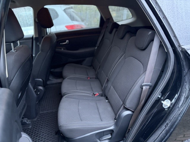 Kia Carens 2.0 GDI Vision Automatik