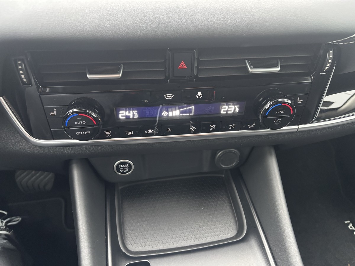 Nissan Qashqai 1.3 DIG-T N-Connecta*Winterpaket*Automatik*Allwetter