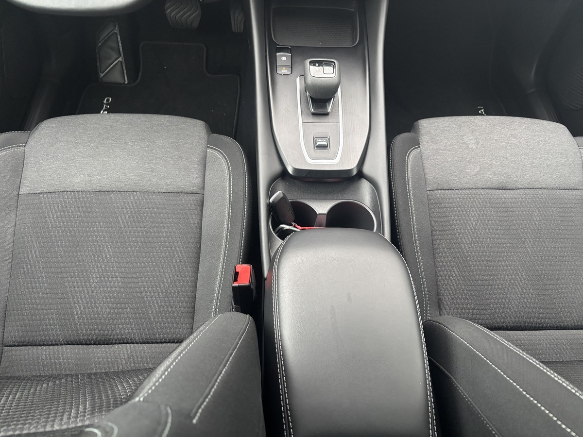Nissan Qashqai 1.3 DIG-T N-Connecta*Winterpaket*Automatik*Allwetter