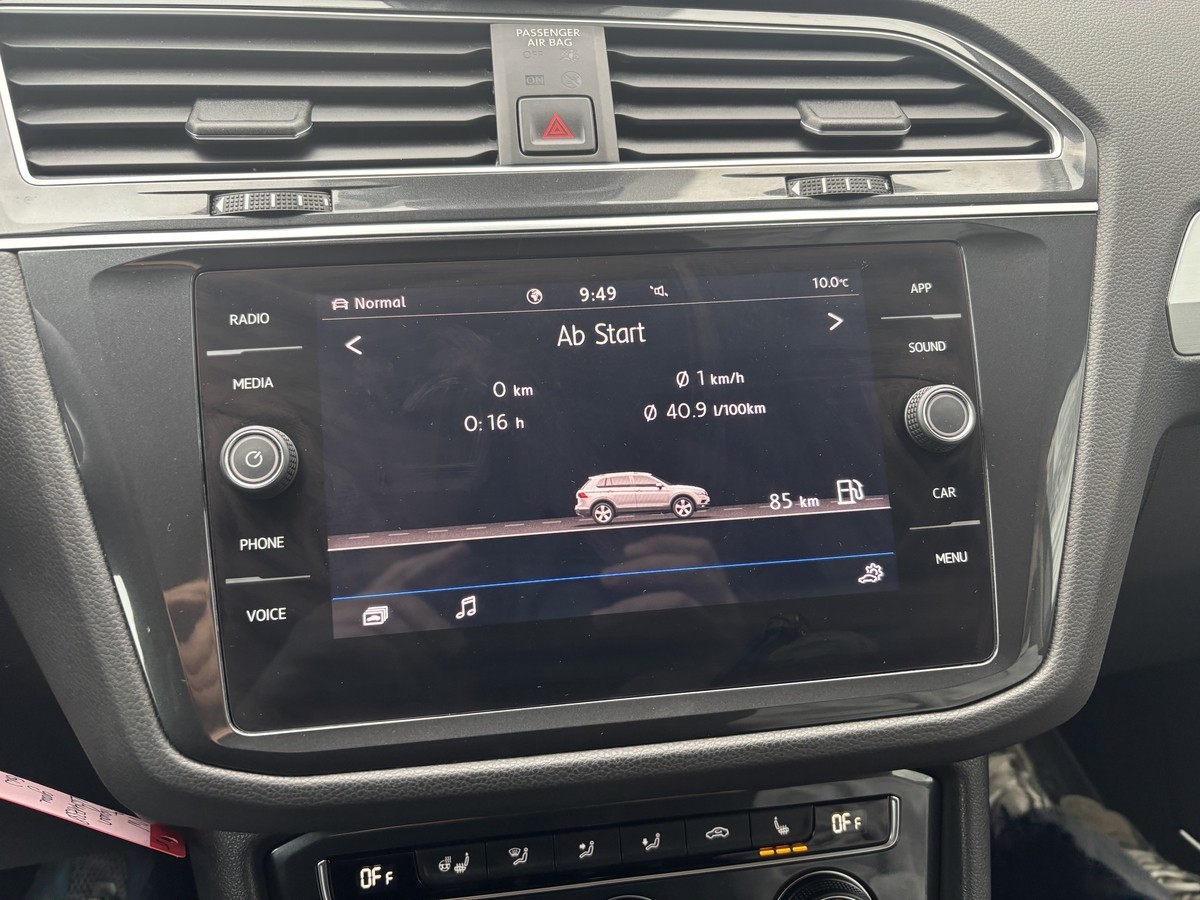Volkswagen Tiguan 2.0 TSI Allrad*Standheizung*AHK*App-Connect*Winterpak
