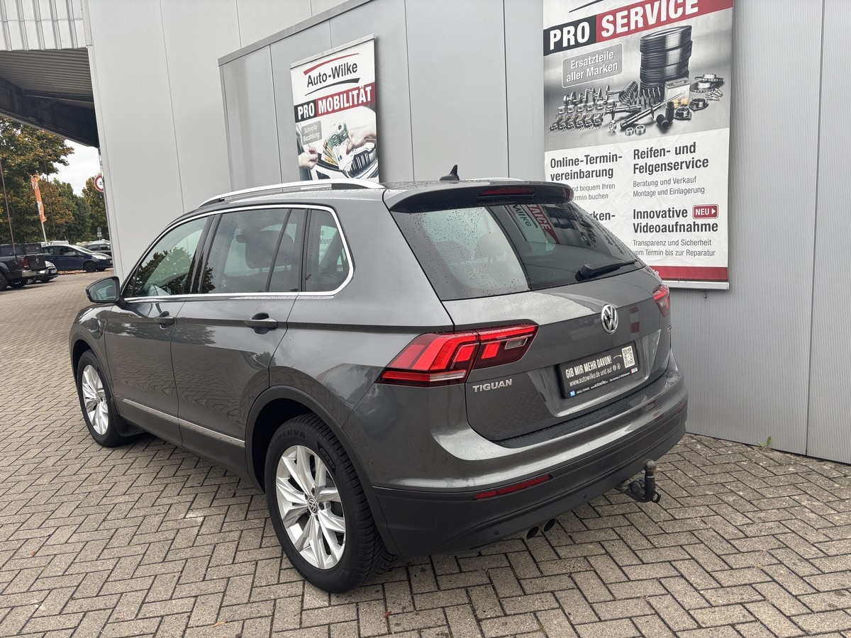 Volkswagen Tiguan 2.0 TSI Allrad*Standheizung*AHK*App-Connect*Winterpak