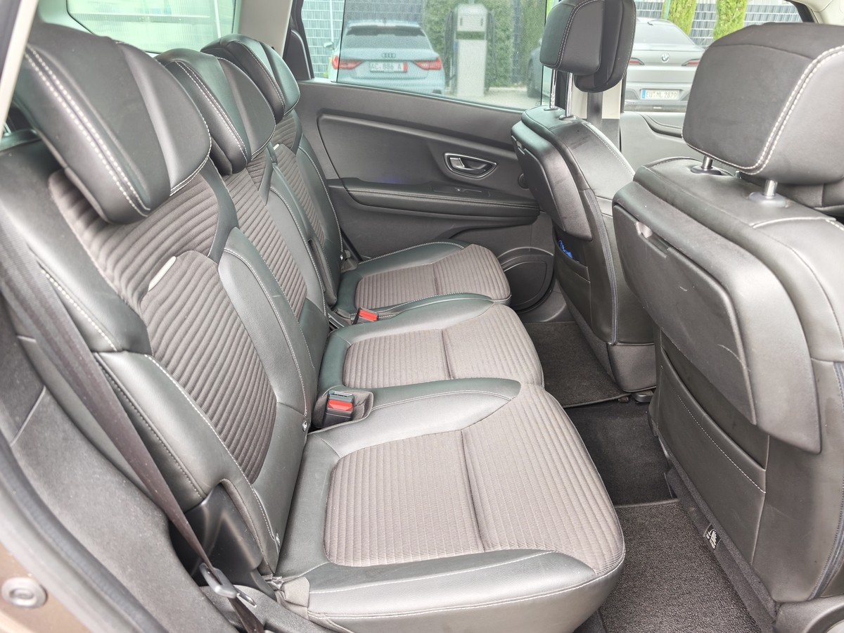 Renault Grand Scenic BOSE-Edition Navi SHZ Leder R.Kam