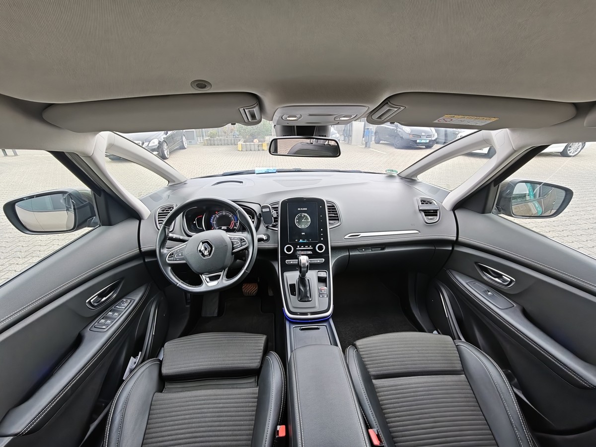 Renault Grand Scenic BOSE-Edition Navi SHZ Leder R.Kam