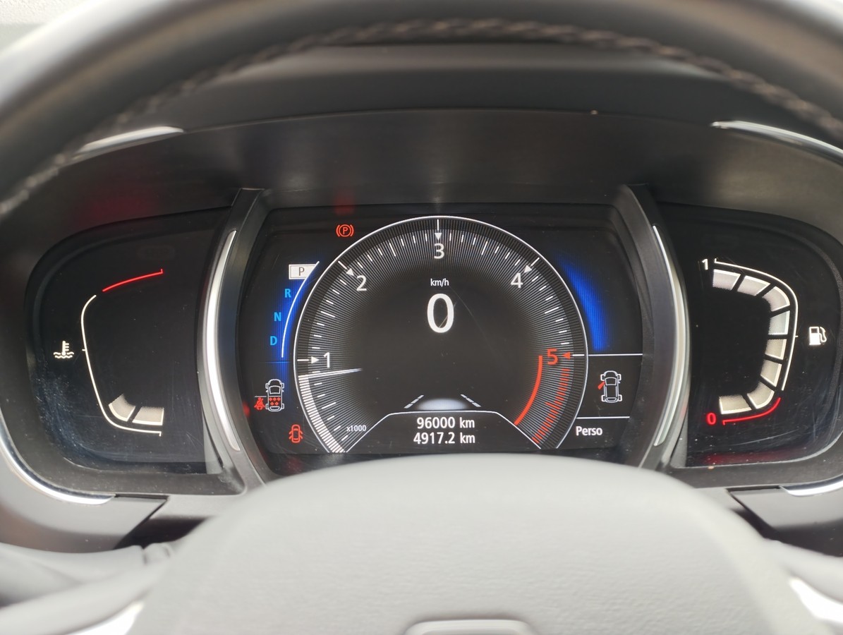 Renault Grand Scenic BOSE-Edition Navi SHZ Leder R.Kam