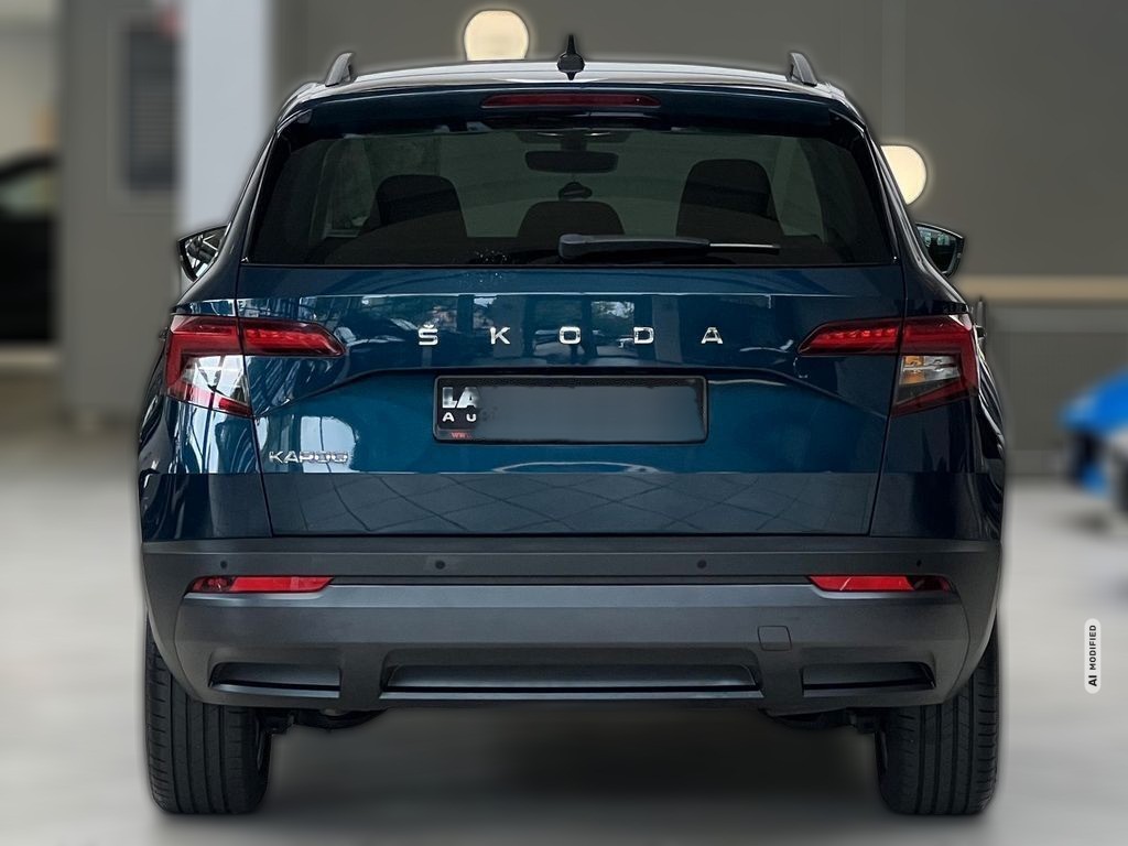 Skoda Karoq Drive 1,5 TSI DSG*AHK*NAVI*ACC*CARPLAY*