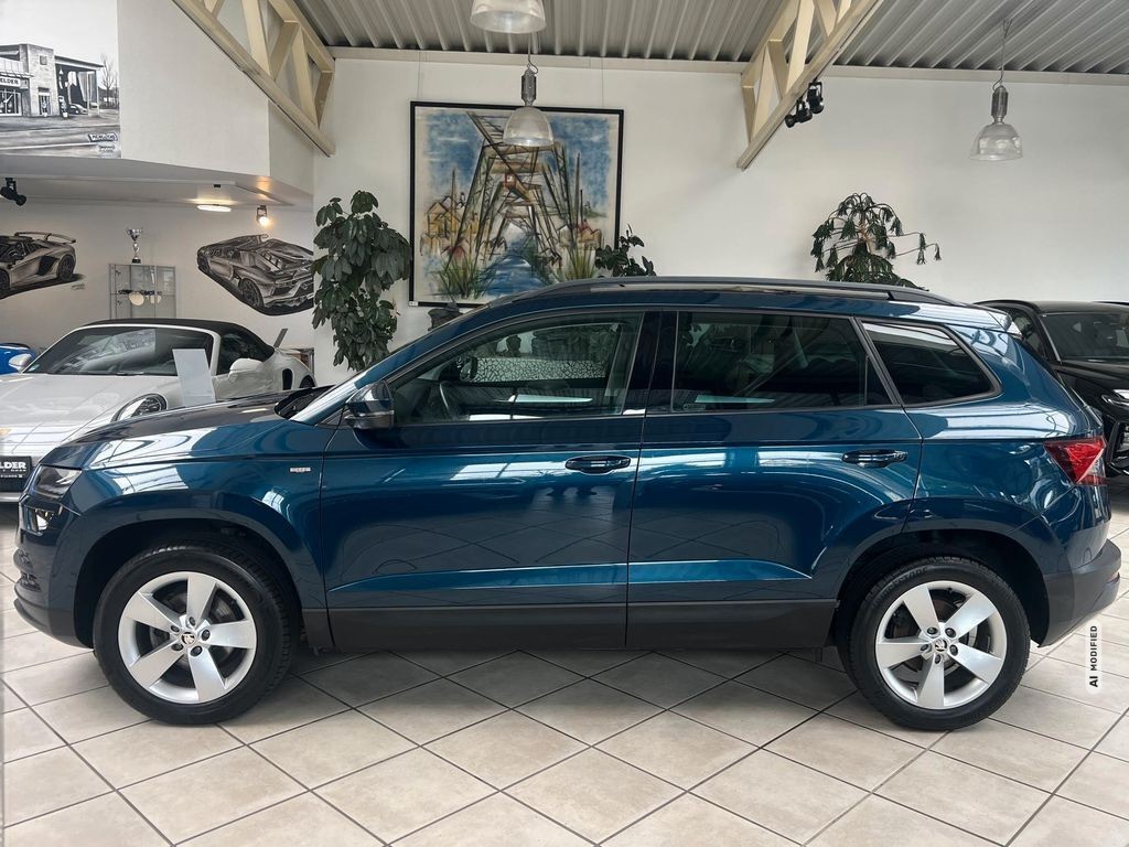 Skoda Karoq Drive 1,5 TSI DSG*AHK*NAVI*ACC*CARPLAY*
