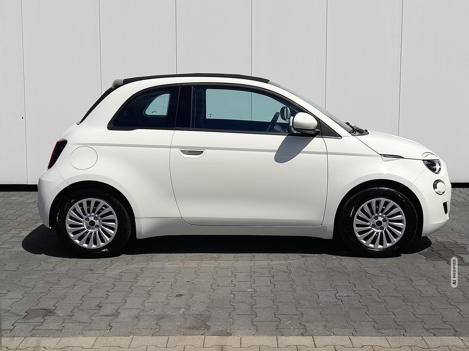 Fiat 500e 500 e Cabrio NAVI/APP~SHZ~RFK~ALU~MFL~KLIMAAUTO
