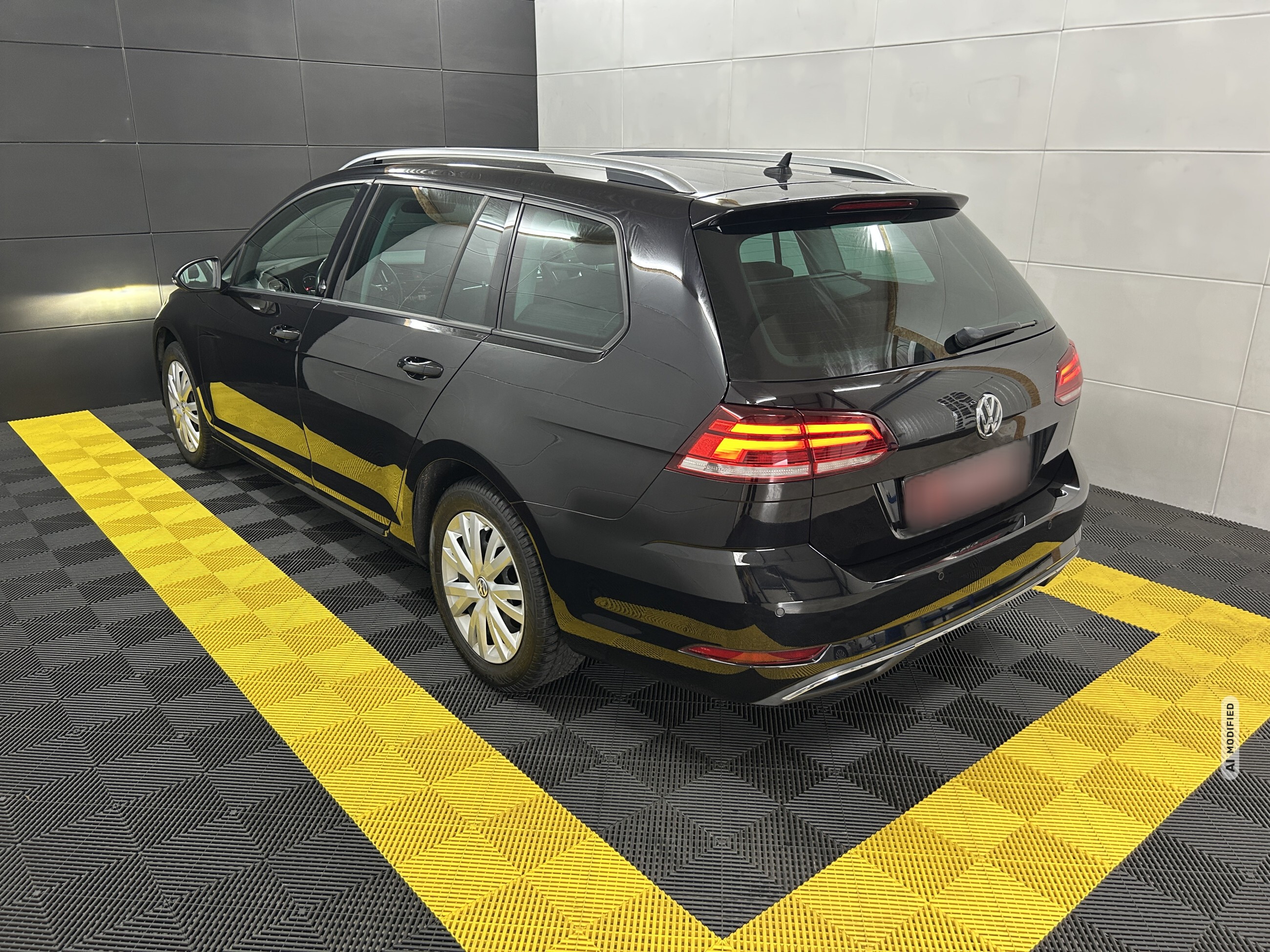 Volkswagen Golf VII Sound DSG+ACC+AHK+LED+NAVI+APP Connect
