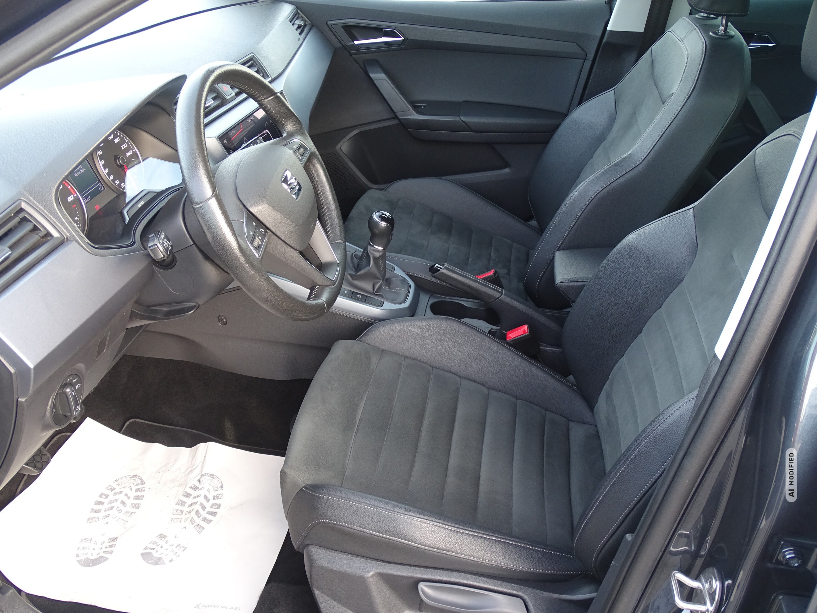 Seat Arona 1.0 Style*AHK*NAVI*RFK*LED*TEMPO*FULL LINK