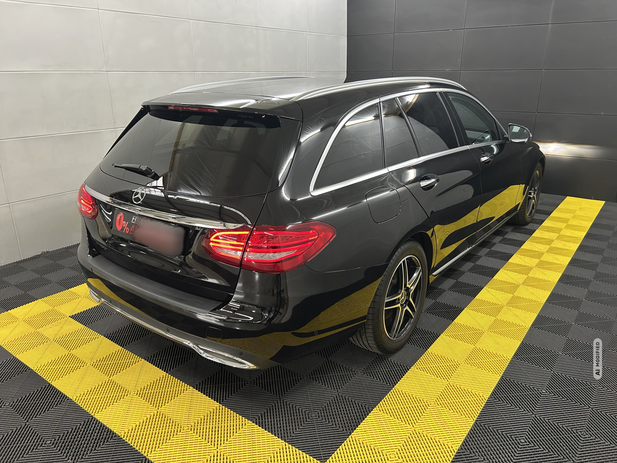 Mercedes-Benz C 220 d T Avantgarde+AHK+LED+Kam+Kessy