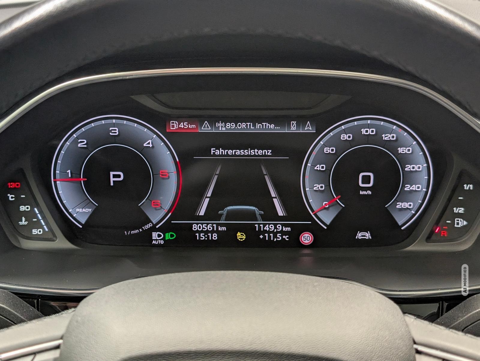 Audi Q3 Q3 LED/Navi/AHK/el.Heck/SHZ/Tempomat/17-LM