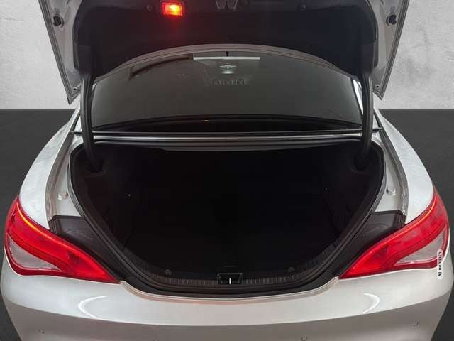 Mercedes-Benz CLA 180 Urban NAVI Kamera Park-Assistent Keyless