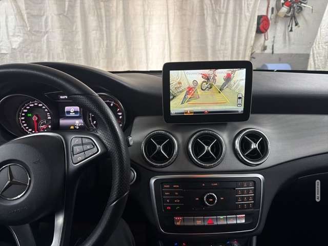 Mercedes-Benz CLA 180 Urban NAVI Kamera Park-Assistent Keyless