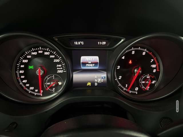 Mercedes-Benz CLA 180 Urban NAVI Kamera Park-Assistent Keyless