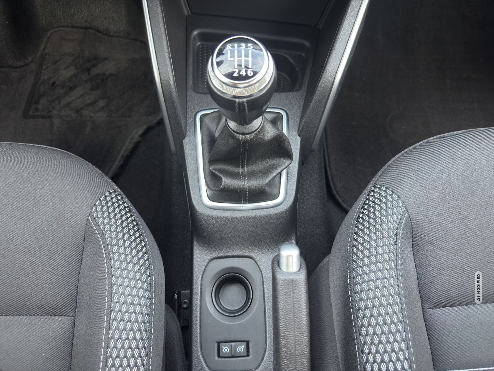 Dacia Duster Prestige Sitzh. Navi Kamera AHK