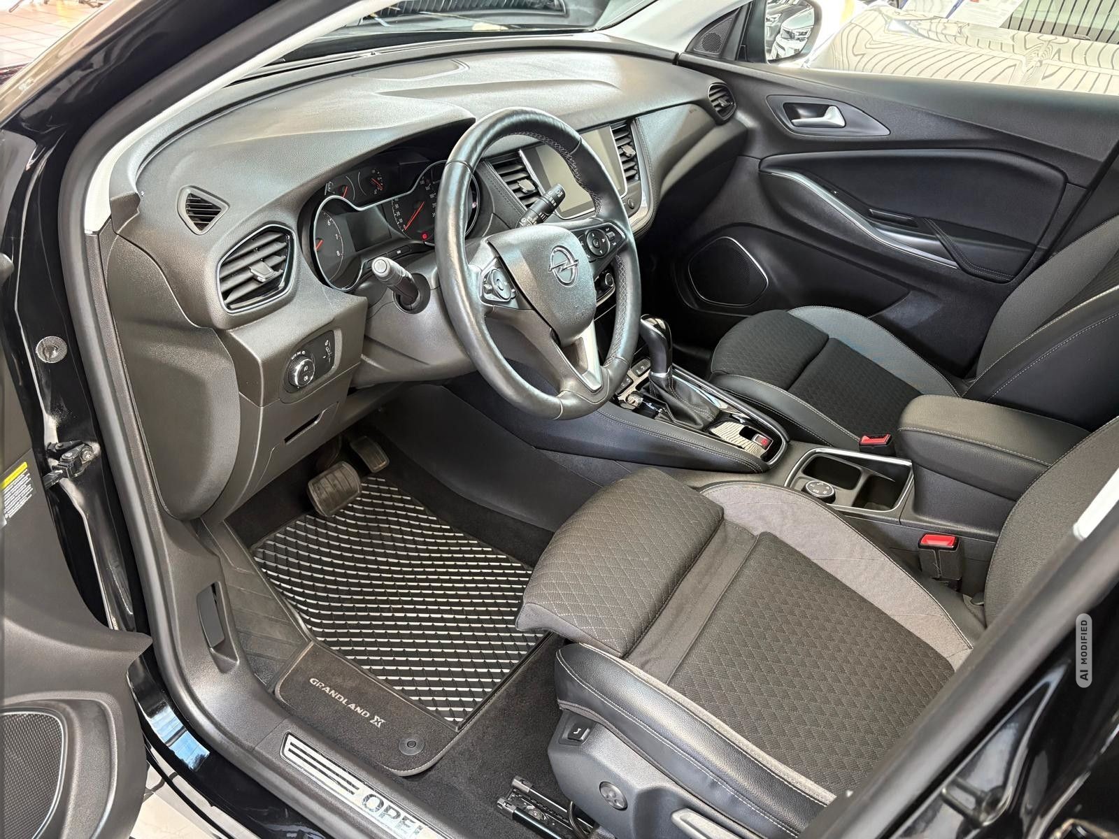 Opel Grandland X Innovation *RFK NAVI SHZ LHZ u.v.m*
