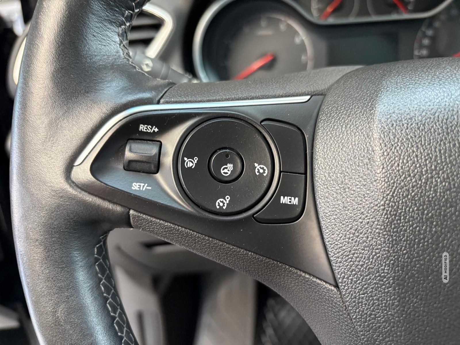 Opel Grandland X Innovation *RFK NAVI SHZ LHZ u.v.m*