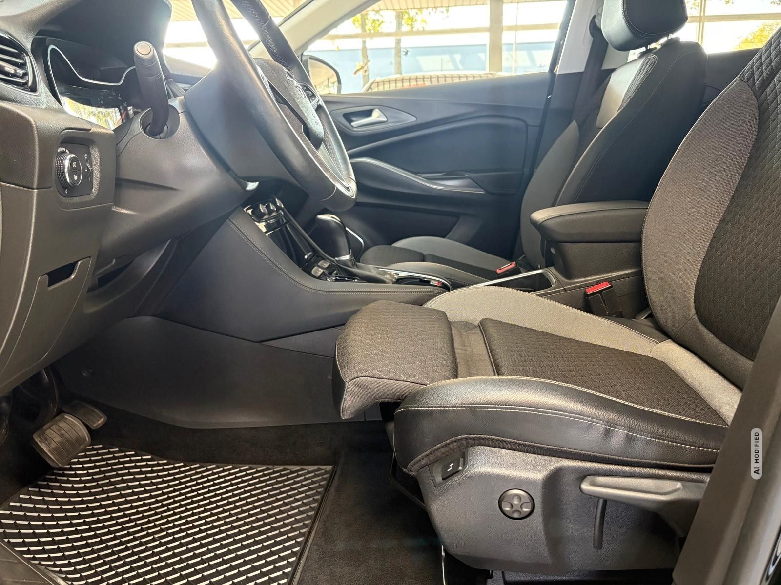 Opel Grandland X Innovation *RFK NAVI SHZ LHZ u.v.m*