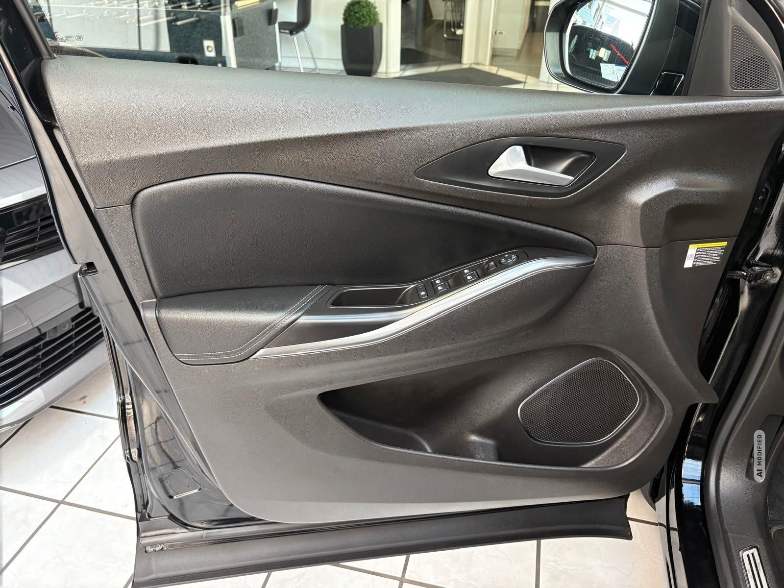 Opel Grandland X Innovation *RFK NAVI SHZ LHZ u.v.m*