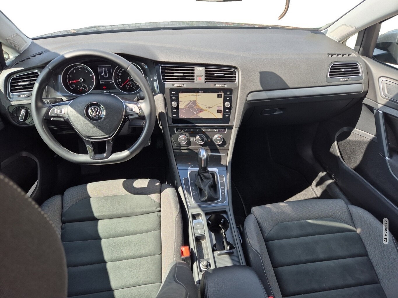 Volkswagen Golf VII 1.5 TSI 150 DSG Comfortline LED R-Line