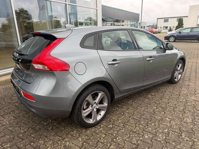Volvo V40 Kinetic AHK, Temp, Klima, Keless, Rückcam,