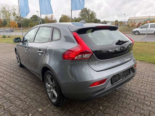 Volvo V40 Kinetic AHK, Temp, Klima, Keless, Rückcam,