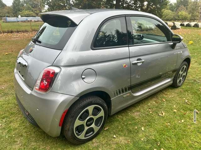 Abarth 500 e California Klima+Navi+Ganzjahr+SH+FS