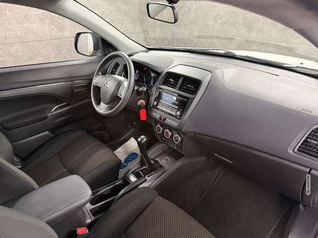 Mitsubishi ASX 1.6 2WD *KLIMAAUT*PDC*ISOFIX*AHK
