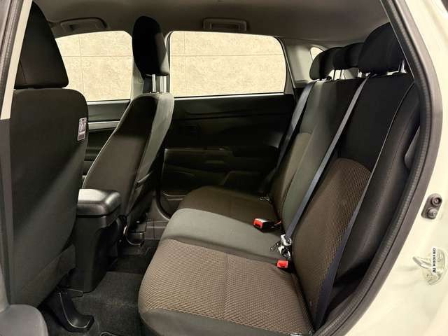 Mitsubishi ASX 1.6 2WD *KLIMAAUT*PDC*ISOFIX*AHK