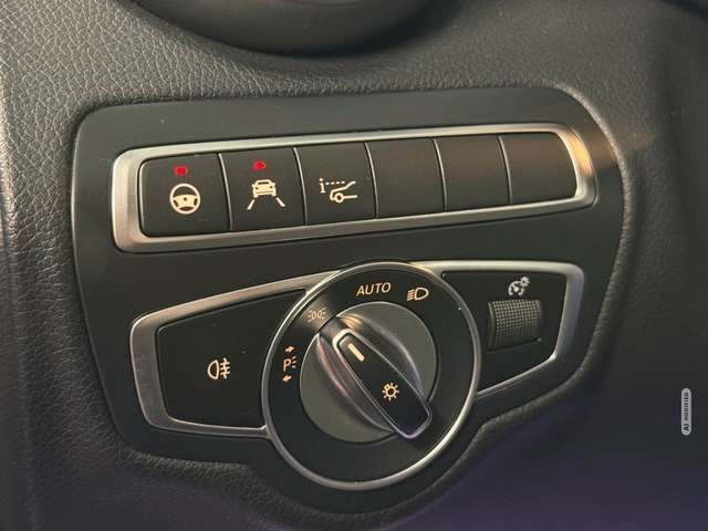 Mercedes-Benz C 300 d AMG-Line 4M LED*HUD*NAVI*360°*Burmester