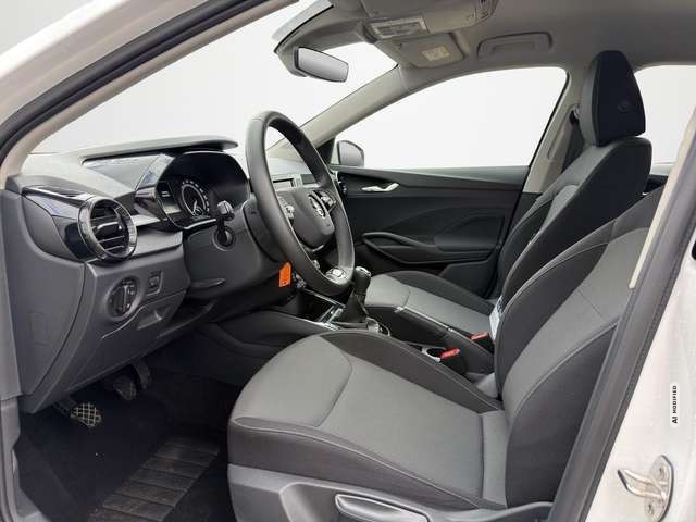 Skoda Fabia 1.0 MPI Selection KLIMAAUTOMATIK / LED / SITZHEIZU