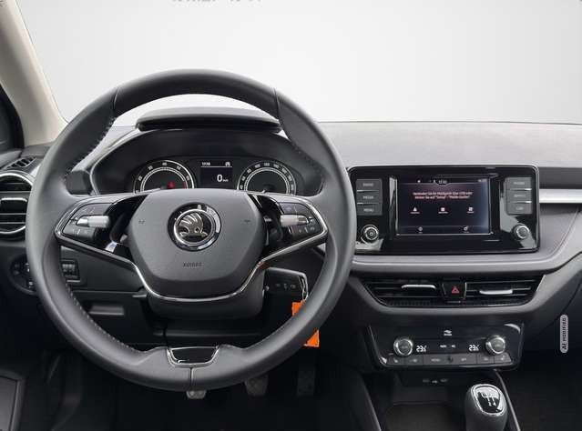 Skoda Fabia 1.0 MPI Selection KLIMAAUTOMATIK / LED / SITZHEIZU