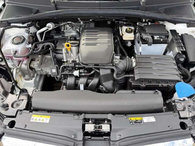 Skoda Fabia 1.0 MPI Selection KLIMAAUTOMATIK / LED / SITZHEIZU