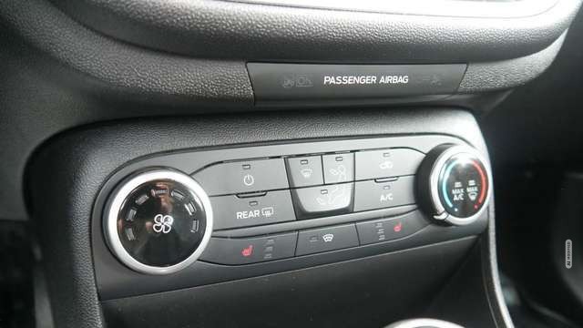 Ford Fiesta Cool & Connect/Zahnriemen Neu