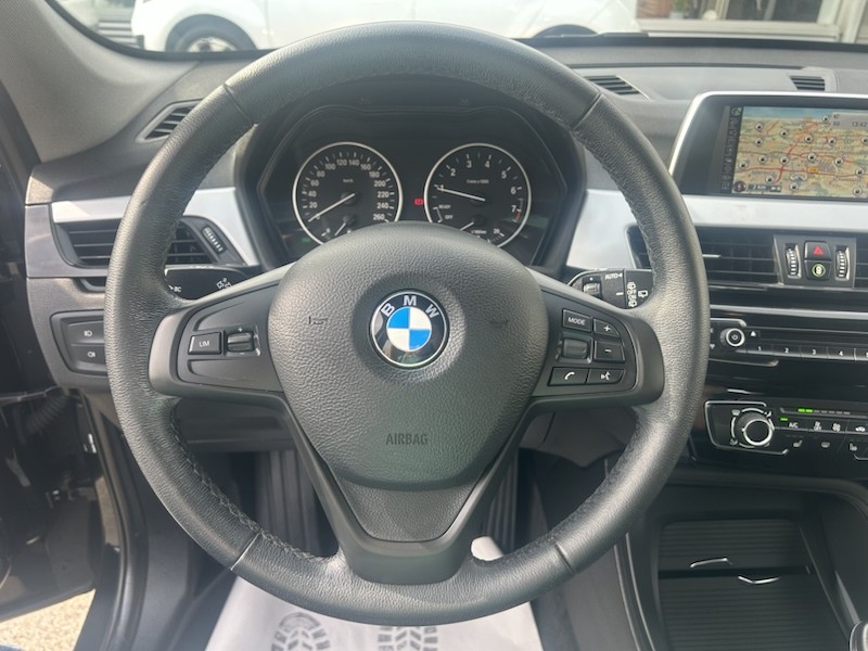 BMW X1 sDrive 18i KLIMA*SHZG*NAVI*BTH*RCD*ALU*PDC