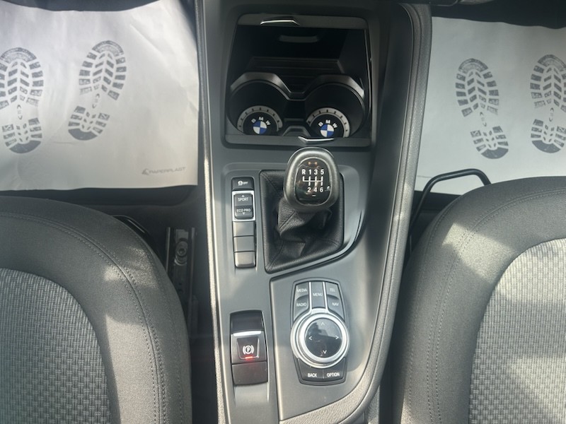 BMW X1 sDrive 18i KLIMA*SHZG*NAVI*BTH*RCD*ALU*PDC