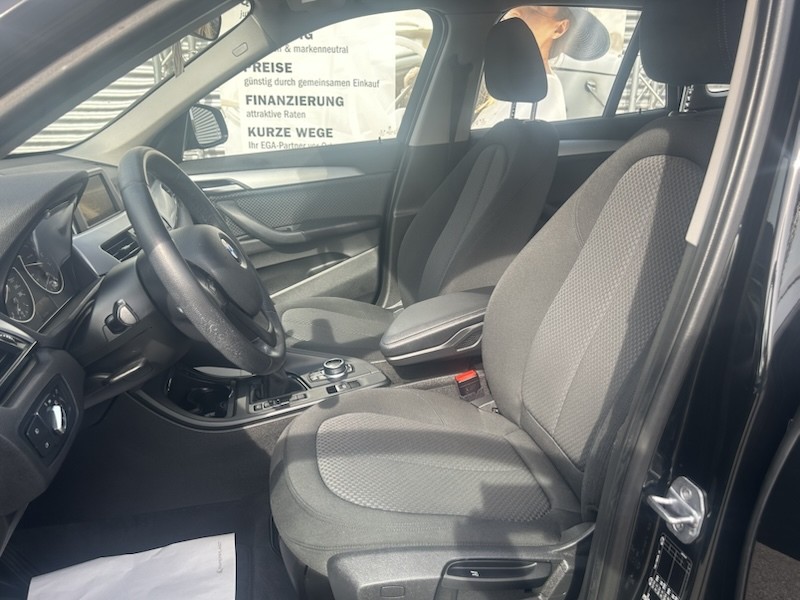 BMW X1 sDrive 18i KLIMA*SHZG*NAVI*BTH*RCD*ALU*PDC