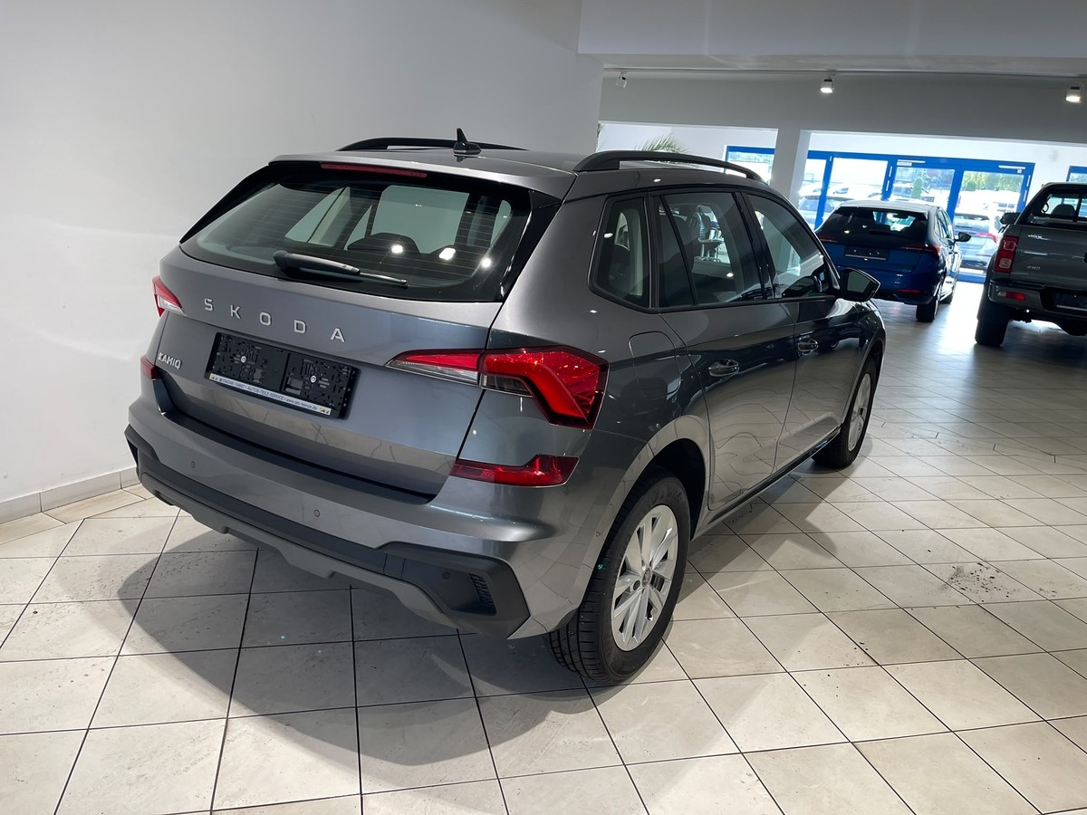 Skoda Kamiq 1.0 TSI LED DAB Klima AHK 5J Garantie
