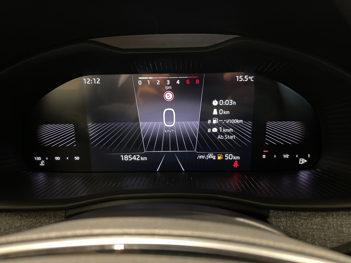 Skoda Kamiq 1.0 TSI LED DAB Klima AHK 5J Garantie