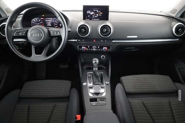 Audi A3 Sportback 35 TFSI, LED, Navi, Sitzheizung, 17-Zoll