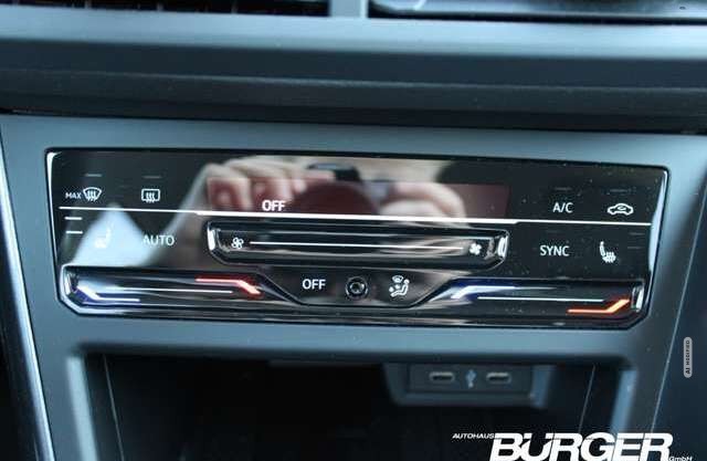 Volkswagen Polo VI Style 1.0 TSI Navi IQ-Light Kamera SitzHZG CarP